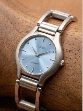 Rare Vintage Gucci Blue Dial Quartz Watch Y2K